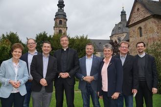 Foto v.l.n.r.: M. Struß, Chr. Heigel, St. Flicker, Bischof Dr. Gerber, Th. Ebert, B. Müller, E. Schütz, OR Th. Renze